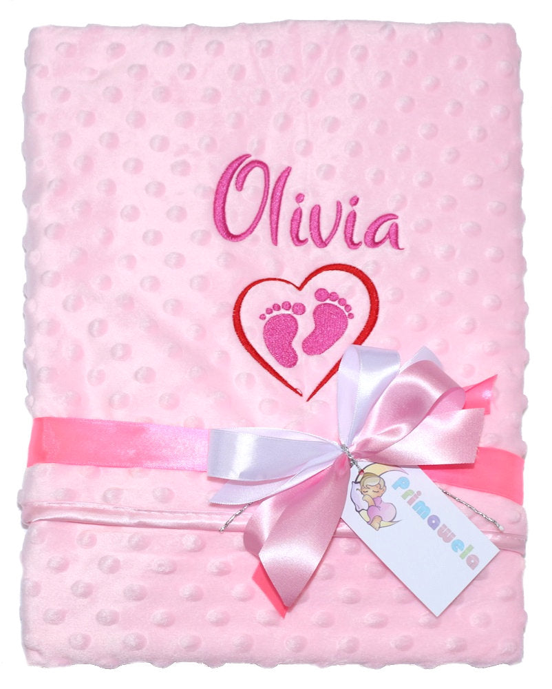 Babydecke mit Namen bestickt -Füße Herzchen - Rosa mit Pink - Kuscheldecke