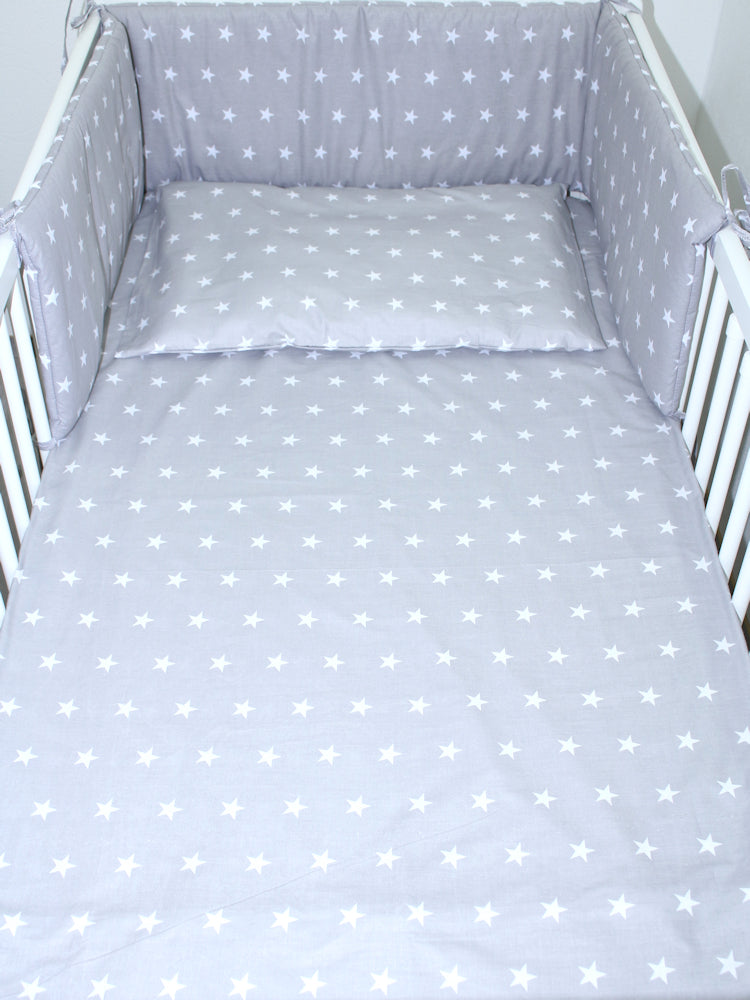 3-6 tlg Baby Kinder Bettset Baby Bettwäsche Bettdecke Kissen -Sterne auf Grau