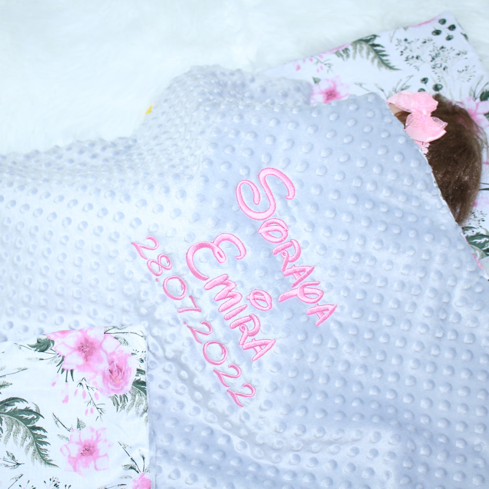 Minky Set mit Namen - Flowers + Grau - Bettwäsche Kuscheldecke + Kissen