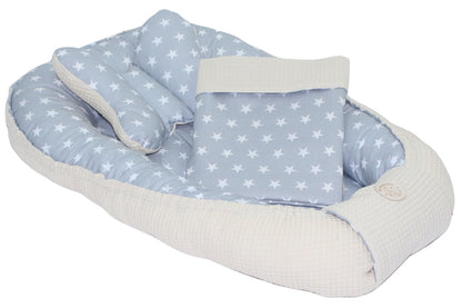 Baby Kokon mit Kissen, Kuscheldecke Baumwolle & Waffelpiqué - Sterne au Grau + Creme