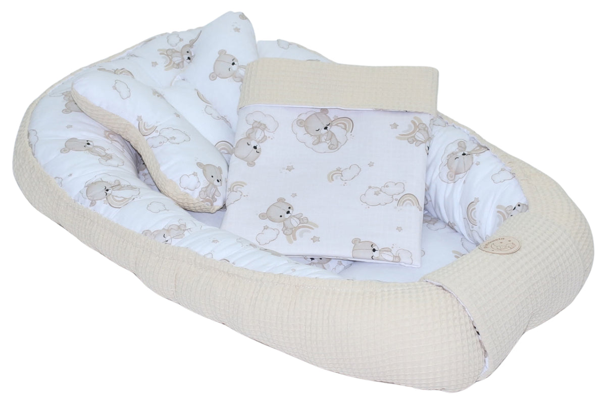 Baby Kokon mit Kissen, Kuscheldecke Baumwolle & Waffelpiqué - Regenbogen Bärchen-Weiß + Creme