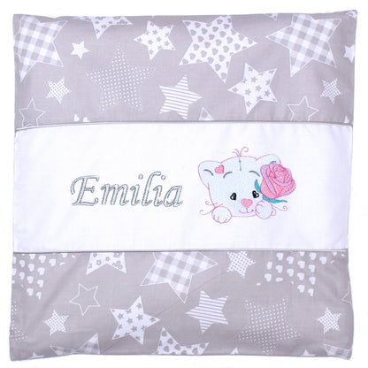 Kissen mit Stickerei und Namen - V2 - Katze mit Rose