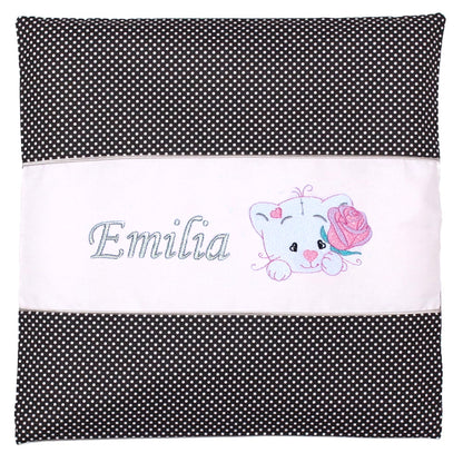 Kissen mit Stickerei und Namen - V2 - Katze mit Rose