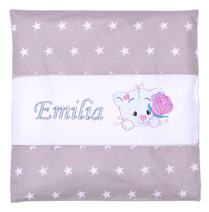 Kissen mit Stickerei und Namen - V2 - Katze mit Rose