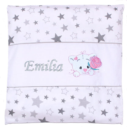 Kissen mit Stickerei und Namen - V2 - Katze mit Rose