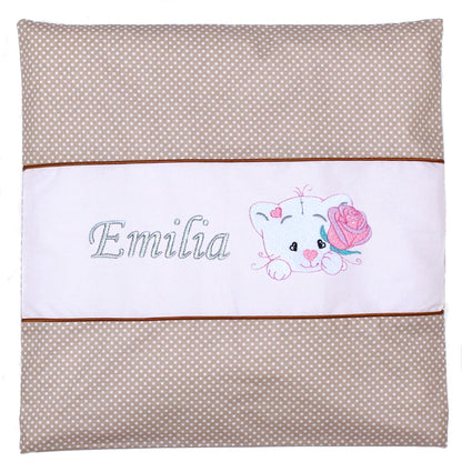 Kissen mit Stickerei und Namen - V2 - Katze mit Rose