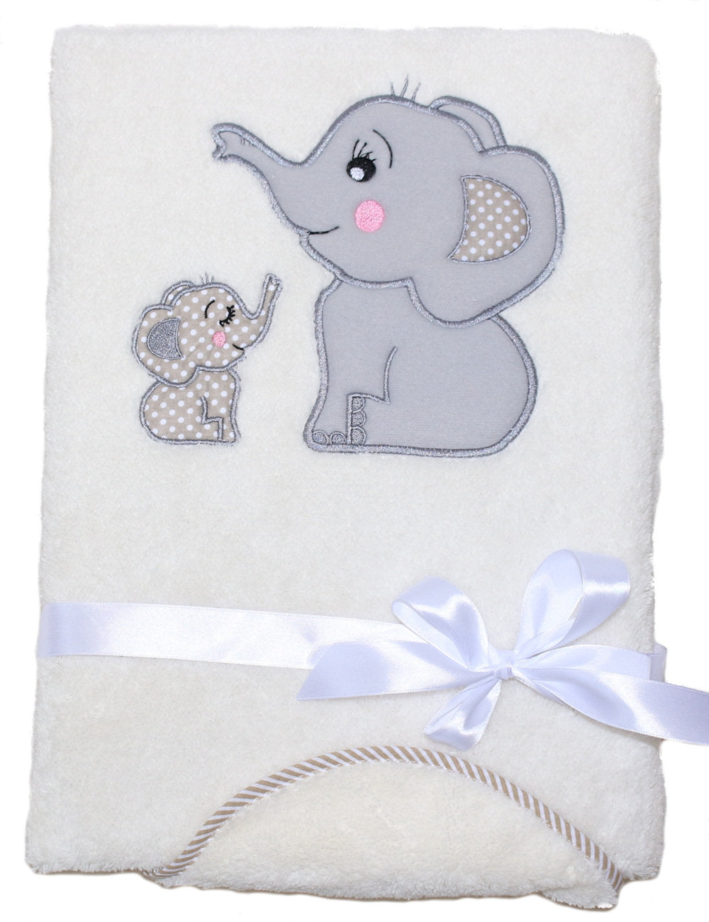 Babydecke mit Namen bestickt -Elefanten Creme- Kuscheldecke