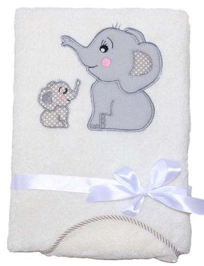 Babydecke mit Namen bestickt -Elefanten Creme- Kuscheldecke