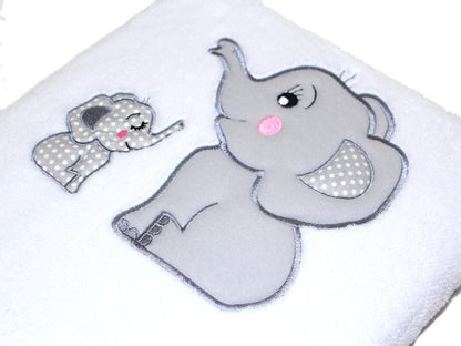 Babydecke mit Namen bestickt -Elefanten Weiß- Kuscheldecke