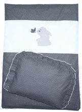 Lade das Bild in den Galerie-Viewer, 2- 4tlg Kinderwagenset - Hase- Punkten Schwarz - Bettwäsche für Kinderwagen Bezüge Decke Kissen
