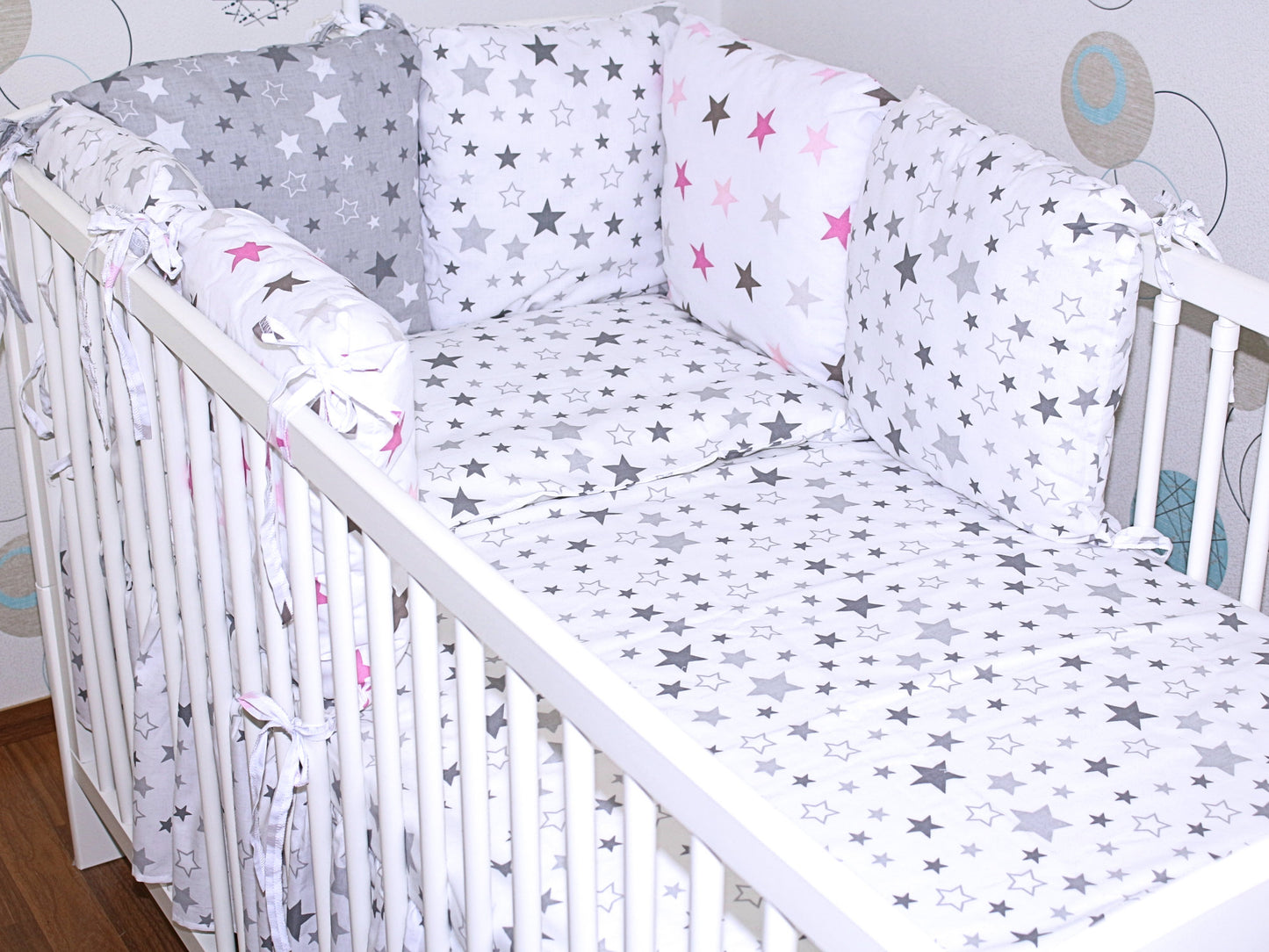 Baby Bettset mit Kissen Nestchen -Star Hell + Star Rosa - 5-8 teilig mit Chiffon Himmel