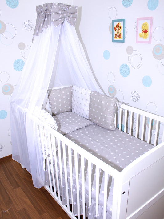 Bettset mit Kissen Nestchen -Sternchen auf Grau + Sternchen auf Weiß - 5-8 teilig mit Chiffon Himmel