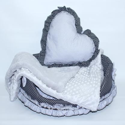Hundebett - Falbel-Schwarz-Grau -  Katzenbett mit Herz Kissen Hunde Katze Kissen