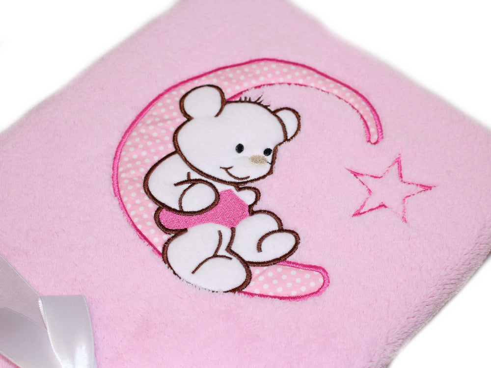 Babydecke mit Namen bestickt -Bär auf dem Mond- Rosa- Kuscheldecke